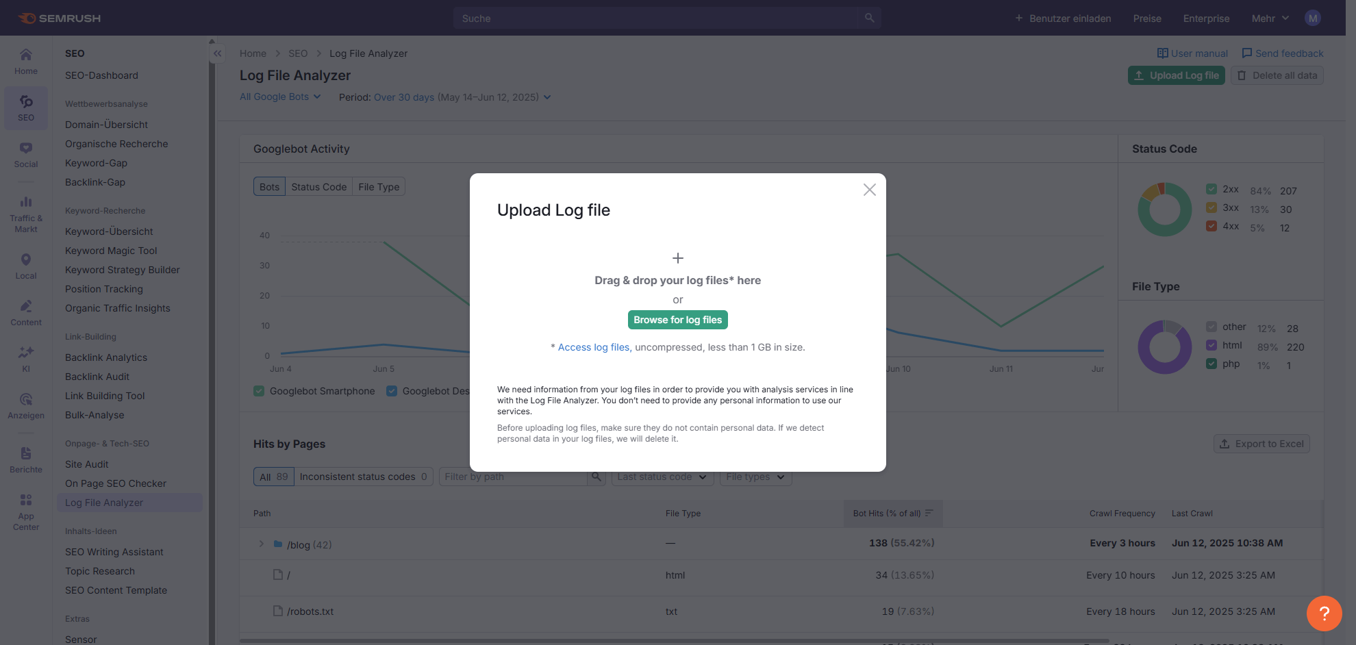 Screenshot vom Semrush Log File Analyzer mit Möglichkeit zum Datei-Upload.